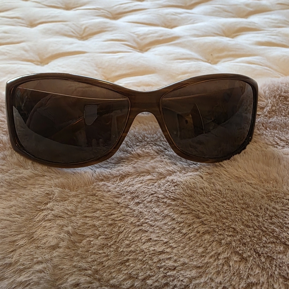 Oscar De La Renta Brown Sunglasses